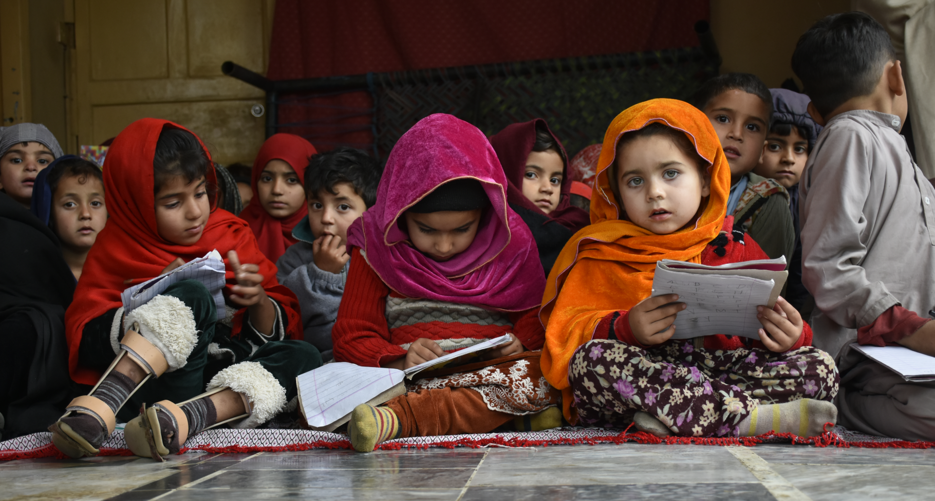 Nazia in Pakistan kan weer naar school